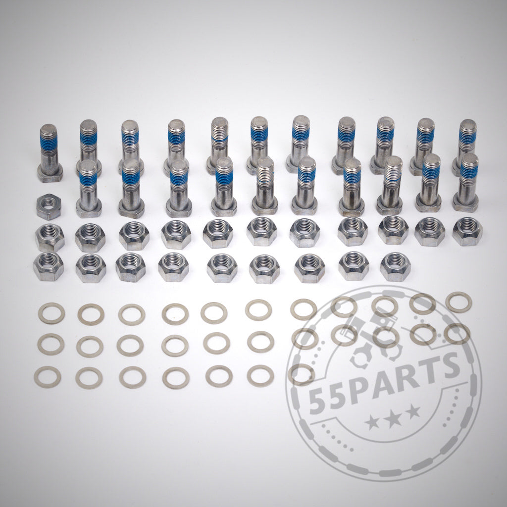 55Parts Special: Schraubensatz/Bobbin Kit passend für Aftermarket-Reibringe – Metallschrauben, -muttern und -scheiben, ordentlich in Reihen auf weißem Hintergrund mit einem dezenten Wasserzeichen des AP Racing Big Brake Kit angeordnet.