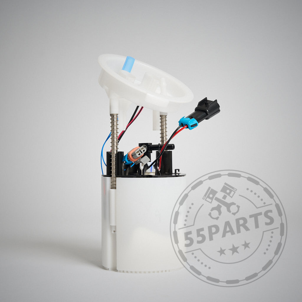 Walbro Stage 2 LPFP Benzinpumpenkit Walbro 450/455, passend für BMW 135i, 1er M Coupe, 335i(x) N54/N55 E-Serie, mit Kabeln und Steckern auf schlichtem Hintergrund abgebildet.