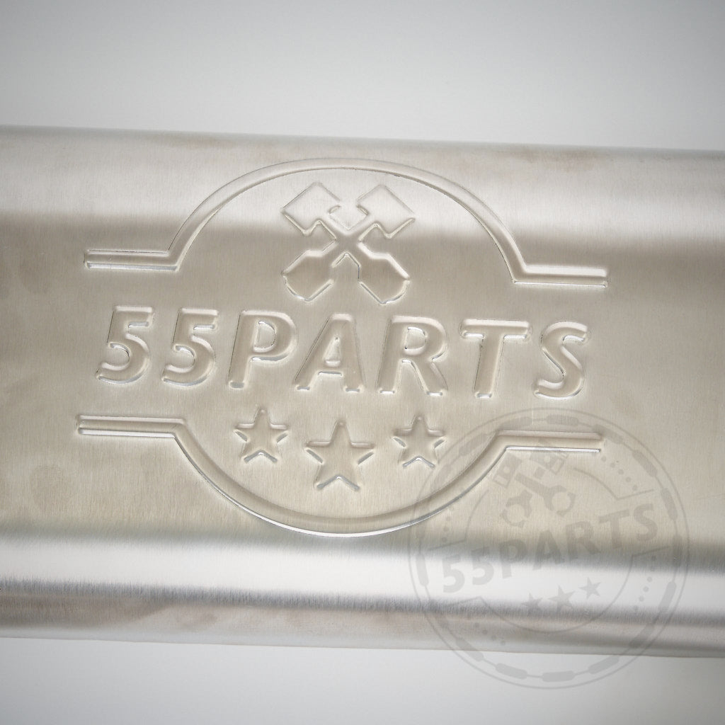 Geprägtes Metall mit BMW Logo, gekreuzten Werkzeugen und Sternen – ideal für Fans Special: 3" ECE Abgasanlage passend für BMW G8x M2/M3/M4 (Competition/Touring) mit S58 Motor.