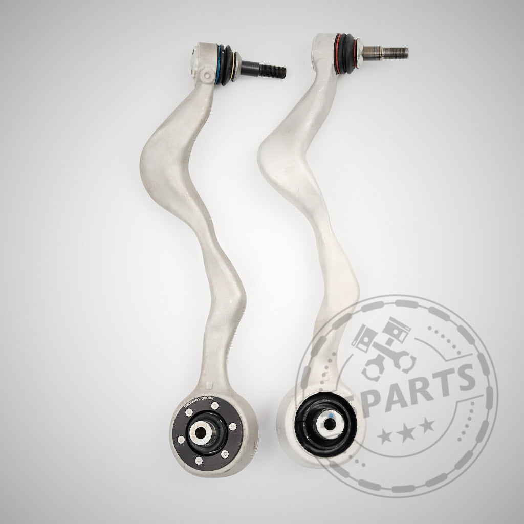 Das 55Parts M3 Fahrwerkskomponenten Komplettset (mit NoFlex-Lagern) enthält Uniball Zugstrebenlager passend für BMW 1er E8x & 3er E9x – ideal für Upgrades oder Modifikationen, dargestellt auf hellem Hintergrund.