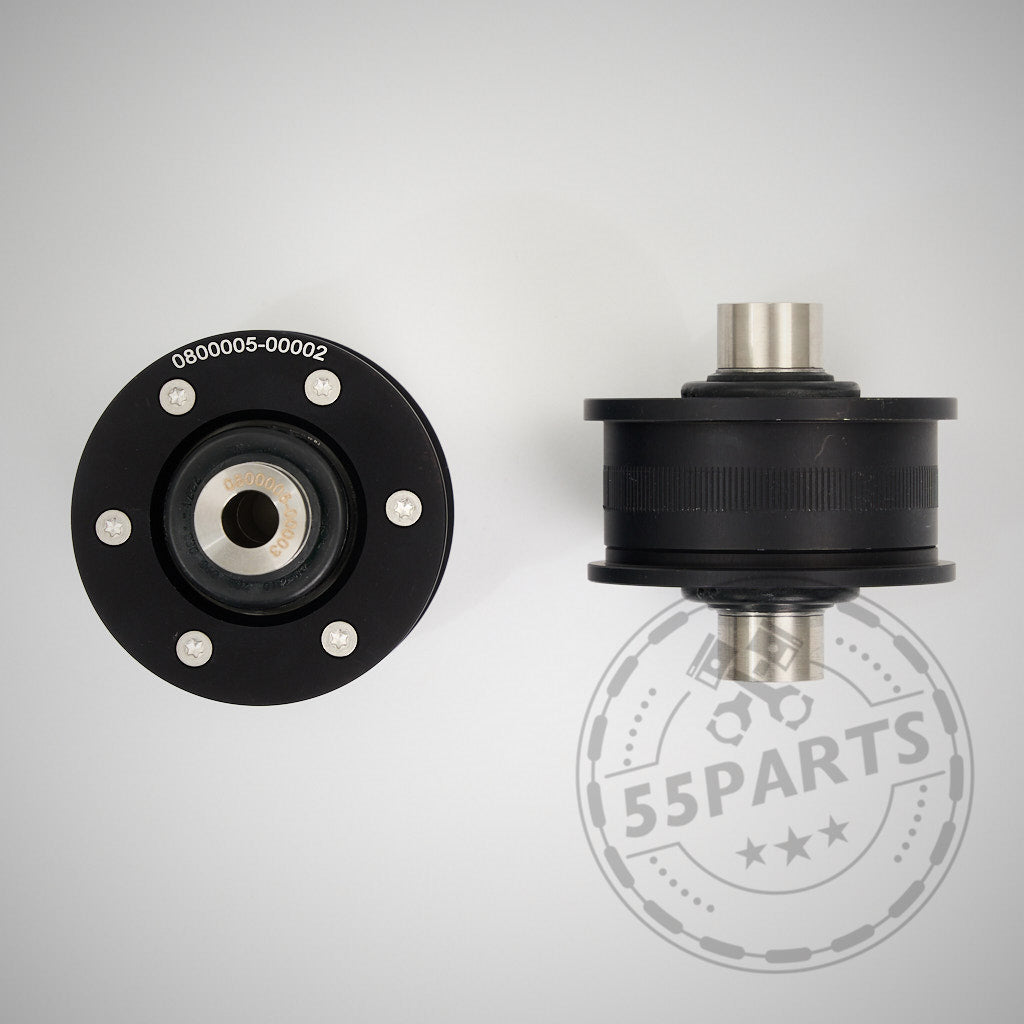 Zwei schwarze NoFlex-Lager (Uniball Lager vordere Zugstrebe) passend für BMW 2er, 3er, 4er, Z4 G-Serie & Toyota Supra GR sind von vorne und von der Seite auf hellem Hintergrund mit einem 55Parts-Wasserzeichen abgebildet.