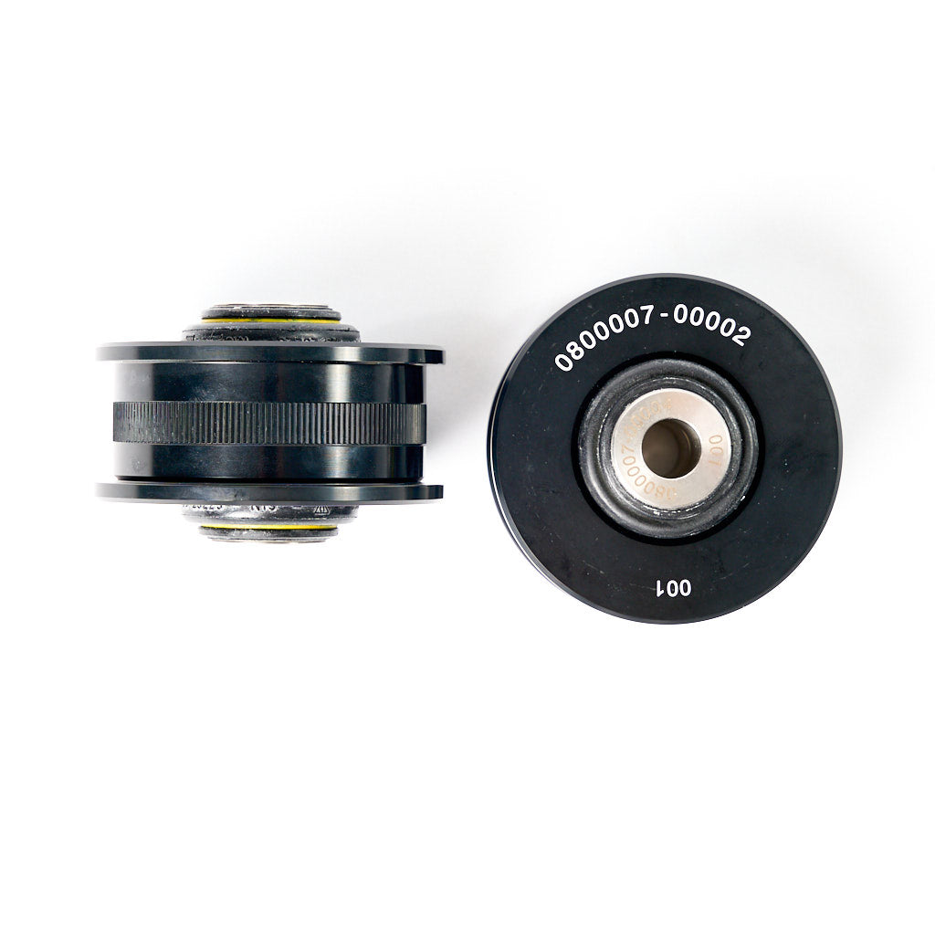 NoFlex Bearings: Uniball Lager für vordernen Querlenker vorne passend für Golf 7, Audi A3, Seat Leon und Skoda Octavia 3