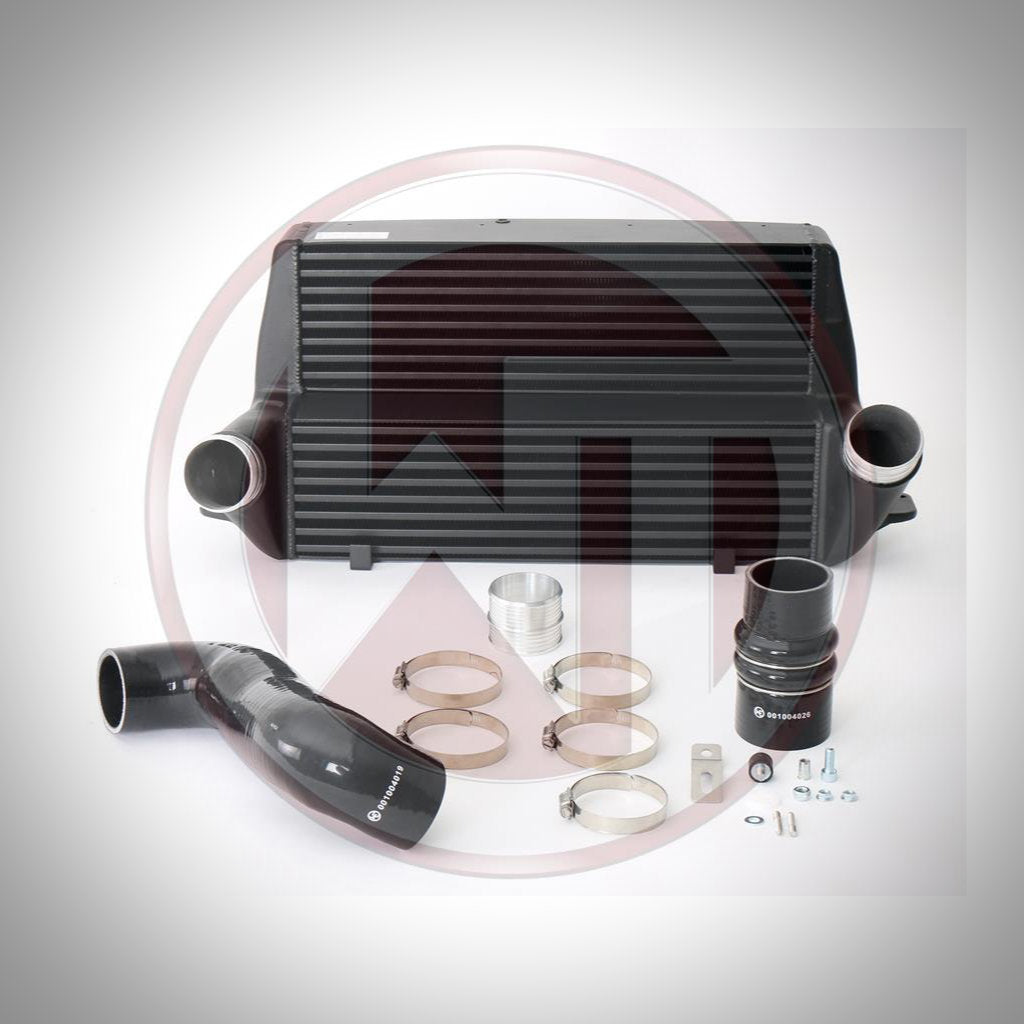 Wagner Tuning Evo 3 Ladeluftkühler Kit passend für BMW 135i, 1er M Coupé, 335i(x) N54/N55 E-Serie inkl. Rohre, Schellen, Bindemittel und Montagematerial – ideal für dein FBO-Setup.