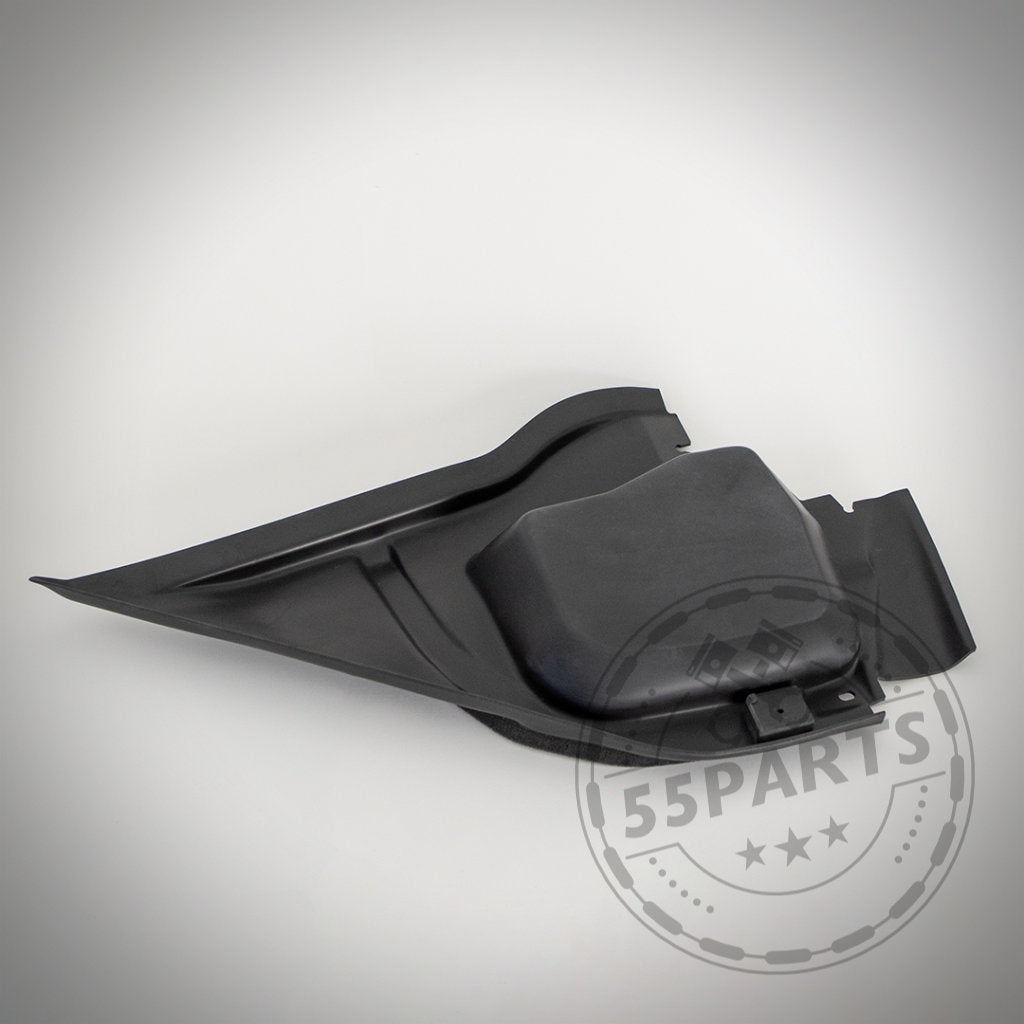 Bannik Engineering Mikrofiltergehäuse Unterteil (für bessere Wärmeabfuhr), exklusiv, passend für BMW E8x/E9x 1er & 3er, auf hellgrauem Hintergrund mit 55Parts-Wasserzeichen abgebildet.