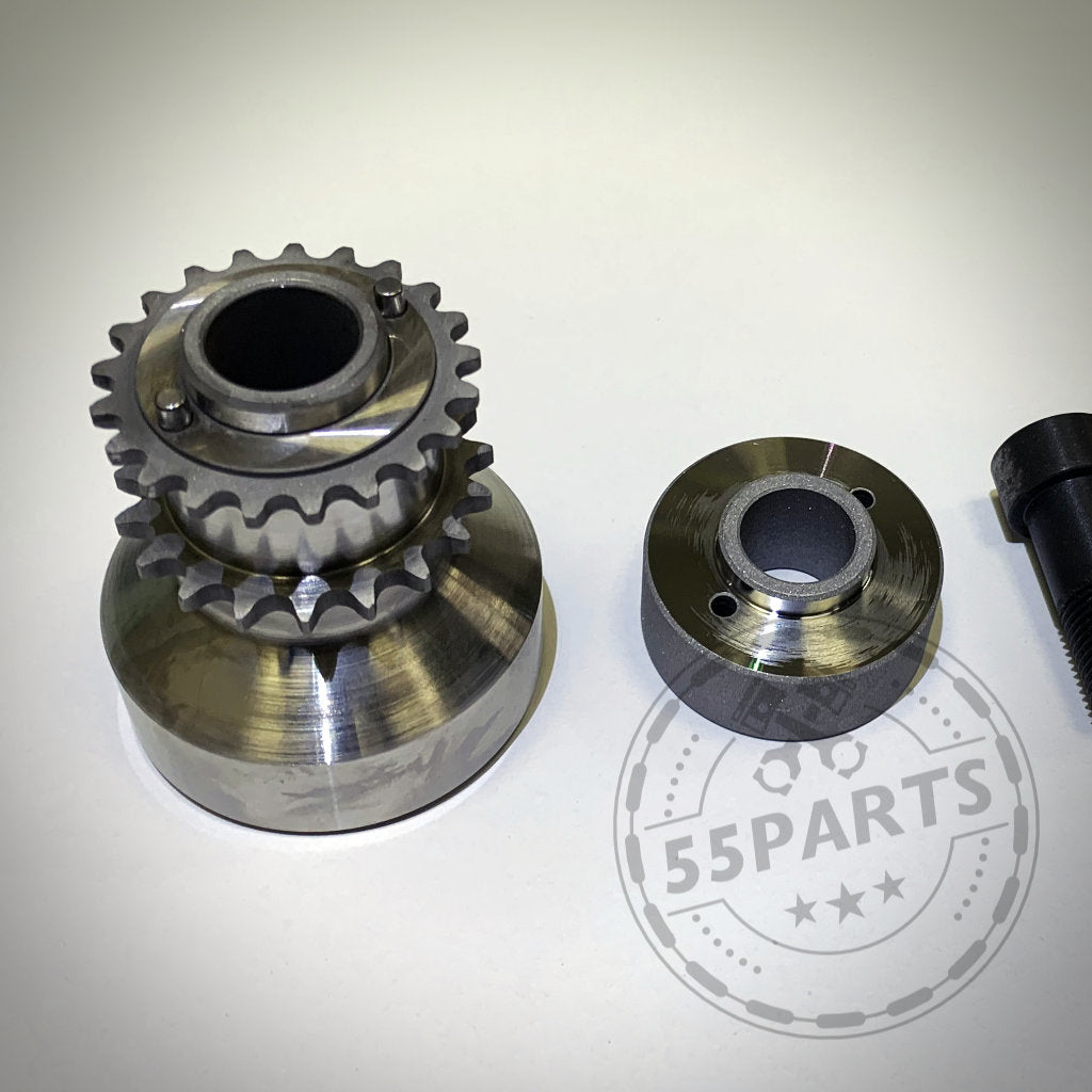 Hochwertige einteilige Kurbelnabe aus Metall von Insane Performance, perfekt für Kurbelnaben-Reparaturprojekte mit BMW M2 Competition, M3, M4 S55/N55/135i/335i/N54. Mit 55Parts-Logo-Wasserzeichen auf weißem Hintergrund.