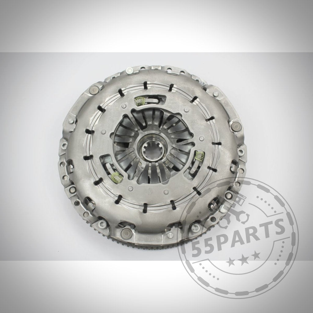 Die 55Parts Exclusive Upgrade Kupplung mit EMS passend für BMW M50/M52/M54/S52/S54 ist auf weißem Hintergrund abgebildet und zeichnet sich durch hervorragende Standfestigkeit und ein erstklassiges Preis-/Leistungsverhältnis aus, mit dem 55Parts-Logo-Wasserzeichen in der Ecke.