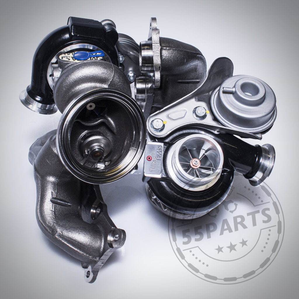 Nahaufnahme des Turbosystems-Upgrade-Turboladers, passend für BMW 135i, 1er M Coupé, 335i(x), Z4 35I(S) N54 – eine ideale Wahl passend für BMW-Enthusiasten, die nach verbesserter Leistung suchen.