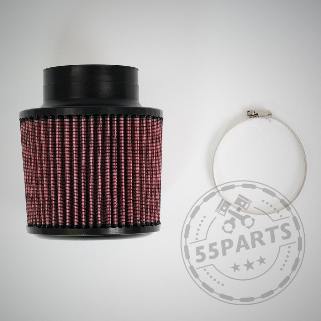 Ein roter 55Partsr Austauschfilter für die offene Ansaugung, passend für BMW M140I, M240I, 340I, 440I, 540i B58, mit schwarzem Rand ist neben einer Metallschlauchklemme auf schlichtem Hintergrund abgebildet.
