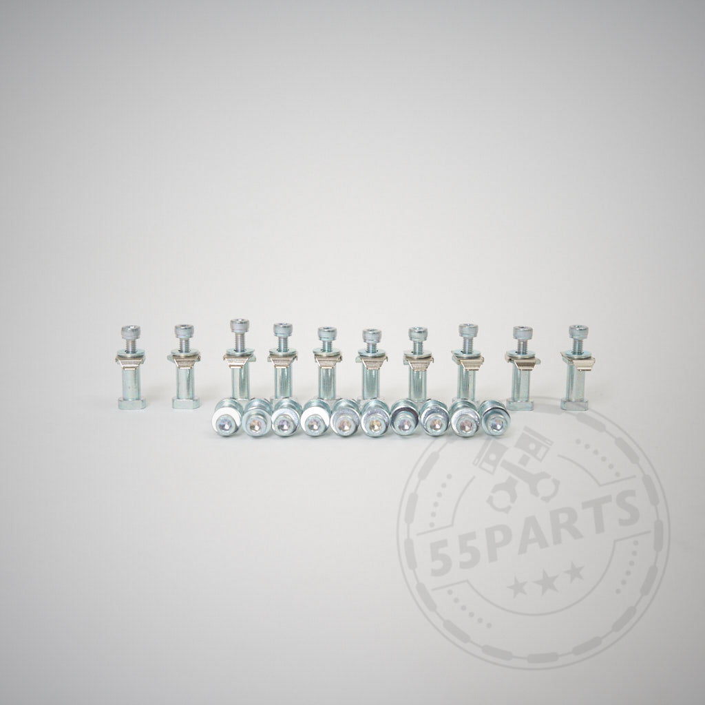 Elf 55Parts Spezial-Schraubensätze, Bobbin Kit passend für Brembo-Bremsscheibe (355x32) mit Unterlegscheiben sind auf hellem Hintergrund aufgereiht, ideal für Big Brake Kit-Setups; das 55Parts-Logo erscheint in der Ecke.