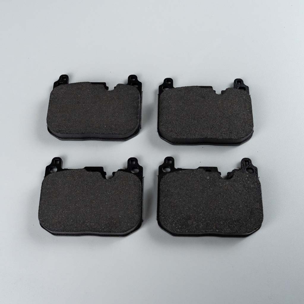 Ferodo Bremsbeläge 4-Kolben Anlage (ohne Ceramic) passend für BMW M135i/40i, M235i/40i, 335i/40i, 435i/40i, M2, M3 und M4 (F-Serie)