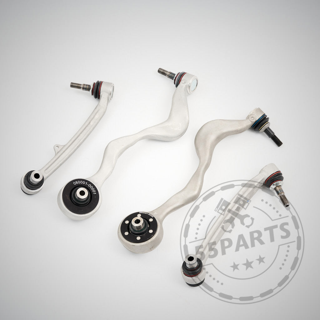 Ein Satz von vier 55Parts M3 Fahrwerkskomponenten (mit NoFlex-Lagern) Zugstrebenlagern passend für BMW 1er E8x, 3er E9x, abgebildet auf hellem Hintergrund mit dem 85PARTS-Logo – ideal für Fahrwerks-Upgrades oder -Modifikationen.