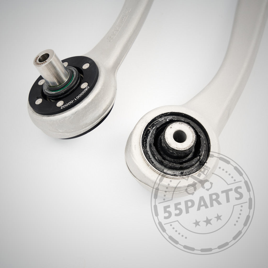 Zwei M2/3/4 Fahrwerkskomponenten (mit NoFlex-Lagern) Vorderachs-Upgrades passend für BMW 1er 2er F2x, 3er F3x, abgebildet mit Buchsen und einem 55Parts-Logo-Wasserzeichen unten rechts – perfekt für Ihr Fahrwerks-Upgrade.