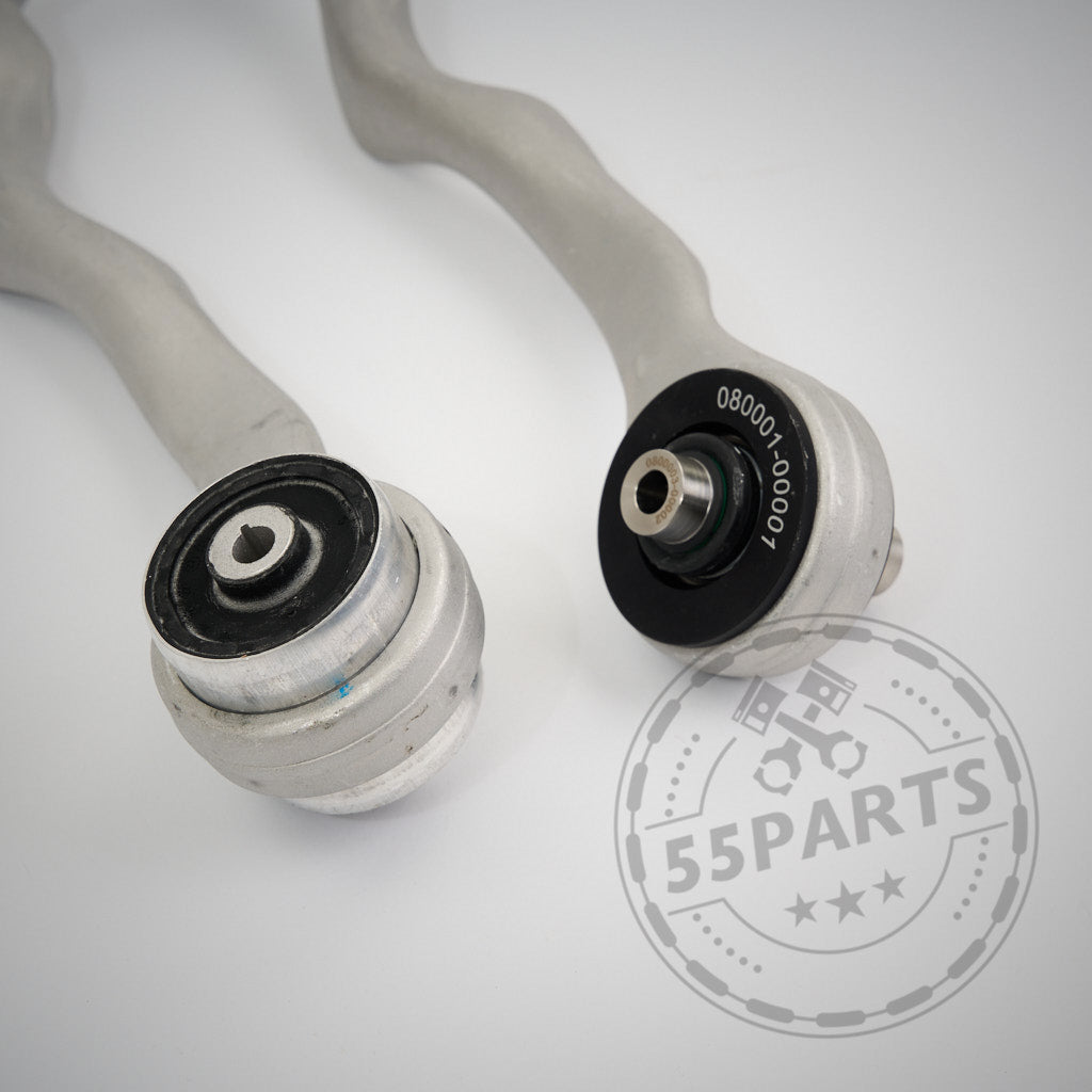 Ein Paar OEM-Zugstreben mit NoFlex-Lagern, passend für BMW 1er, 2er, 3er, 4er F-Serie (F2x, F3x) inkl. xDrive Modelle ALLE MOTOREN – ideal für Fahrwerk- und Fahrzeugmodifikationen. Dargestellt mit weißem Hintergrund und 55Parts-Wasserzeichen.