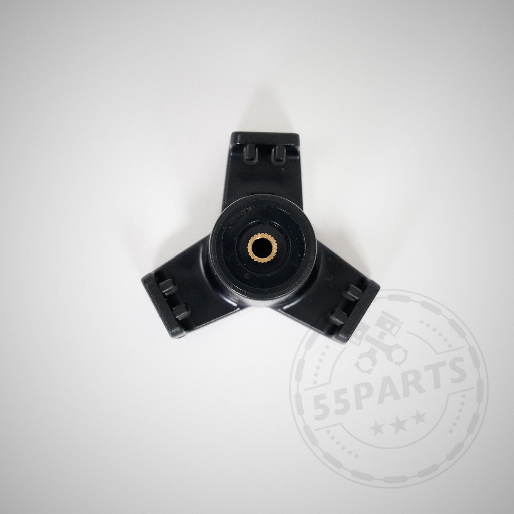 Kofferraum Heckklappe Haken für Tüten auf weißem Hintergrund, kompatibel mit Tesla Model 3 und Model Y, mit dezentem 55Parts-Logo.