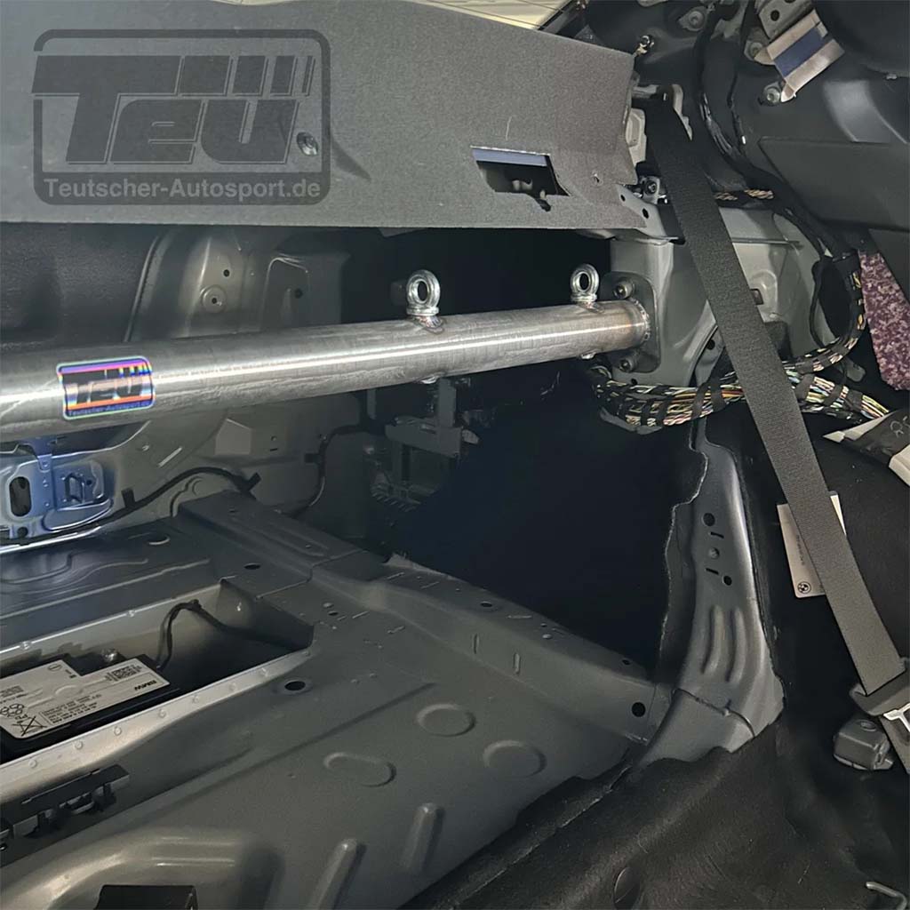 Teutscher Trackday Gurtstrebe für 4-Punkt Gurte passend für BMW G87 M2 inkl. Materialnachweis