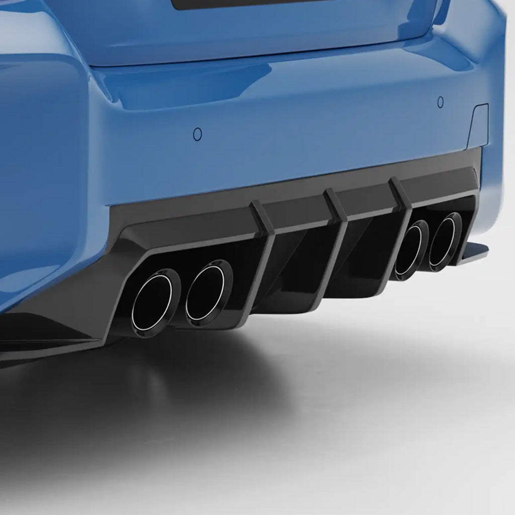 Nahaufnahme des Hecks eines blauen BMW M2 G87 mit dem ZAERO Design EVO-S Diffusor von ZAERO, der vier Auspuffrohre und einen eleganten schwarzen Heckdiffusor aufweist.