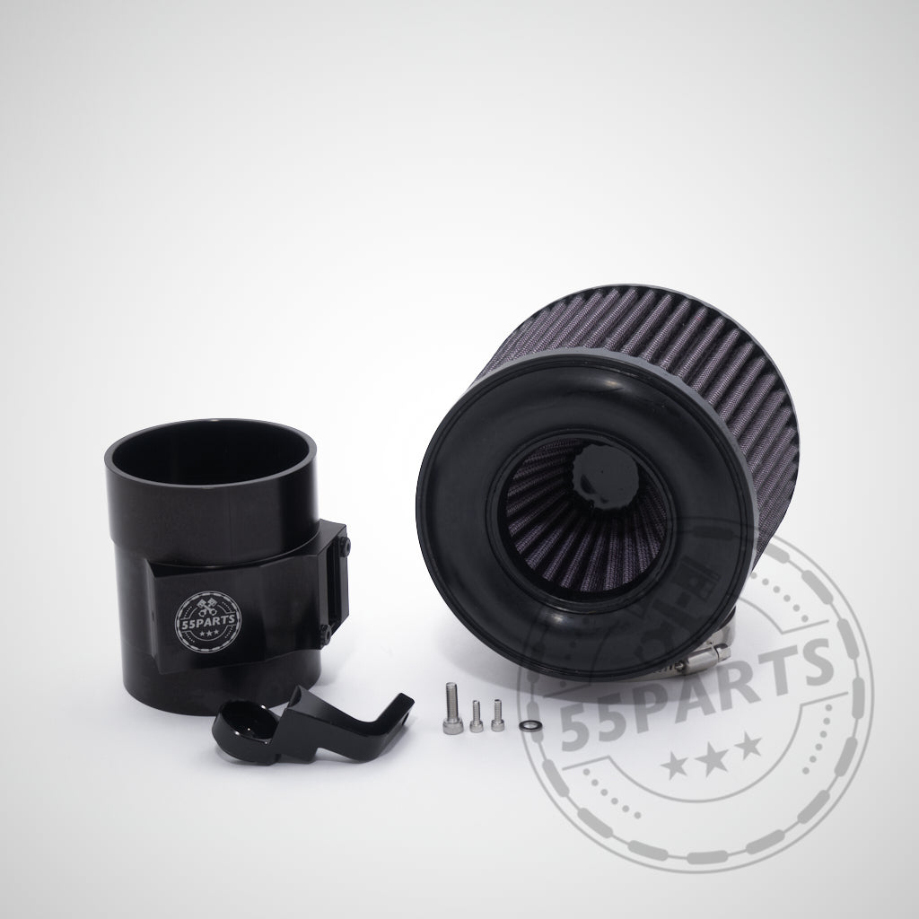55Parts Special Offene Ansaugung Luftfilter-Kit passend für BMW M140I, M240I, 340I, 440I, 540i F- und G-Serie & Toyota Supra MK5 B58 mit Teilegutachten. Inklusive Klemme, Schrauben & schwarzem Ansaugrohr. Abbildung auf Weiß.