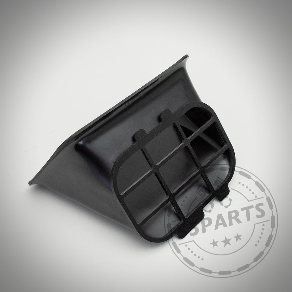 Exklusive 55Parts-Lufthutze / Ram Air Intake für fast alle BMW F-Serie Modelle. Aus schwarzem Kunststoff mit Kühlergrillmuster auf hellem Untergrund und dezentem BMW Teilekatalog-Logo. Inklusive Gutachten.
