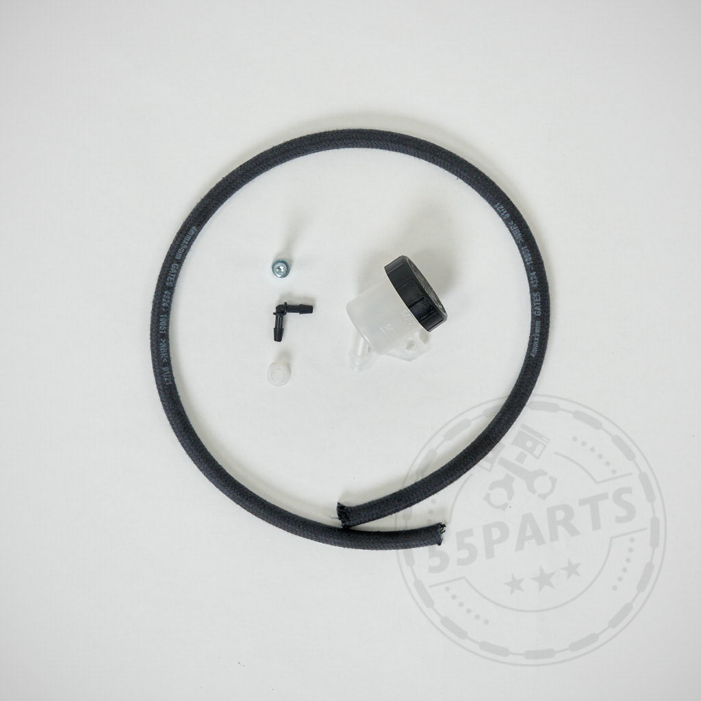 Der 55Parts Special Ausgleichsbehälter/Catch Tank für Hydrauliköl Servoflüssigkeit, passend für BMW 3er E9x & 1er E8x inkl. M3 – ideal für Ihr nächstes Rennstrecken-Erlebnis.