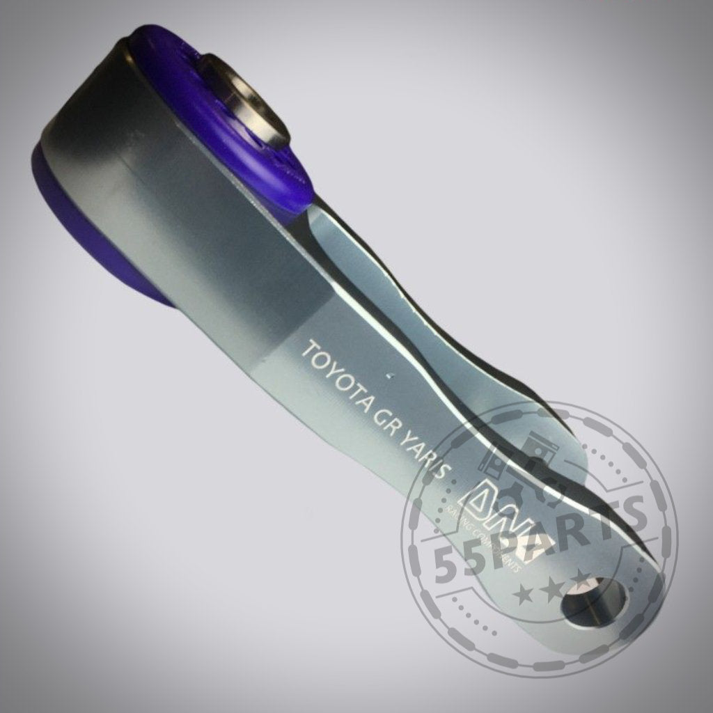 DNA Racing Upgrade Drehmoment Stütze Motorlager passend für Toyota Yaris GR mit lila Buchse auf weißem Hintergrund – ideal für Fahrspaß und jetzt im Tuning Shop erhältlich.