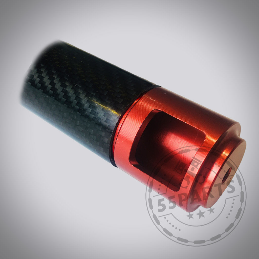 DNA Racing Carbon Domstrebe hinten für Toyota Yaris GR, gezeigt auf weißem Hintergrund mit leichtem Tuning Shop Wasserzeichen – perfekte Performance-Optimierung für den Yaris GR und andere Sportmodelle.