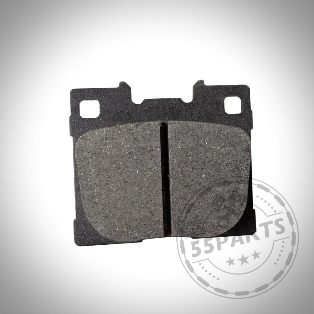 Rechteckige graue EBC Rennbremsbeläge RP-X, RP-1 mit zentraler Rille, präsentiert auf weißem Hintergrund – perfekt passend für Toyota Yaris GR und den Einsatz auf der Rennstrecke.