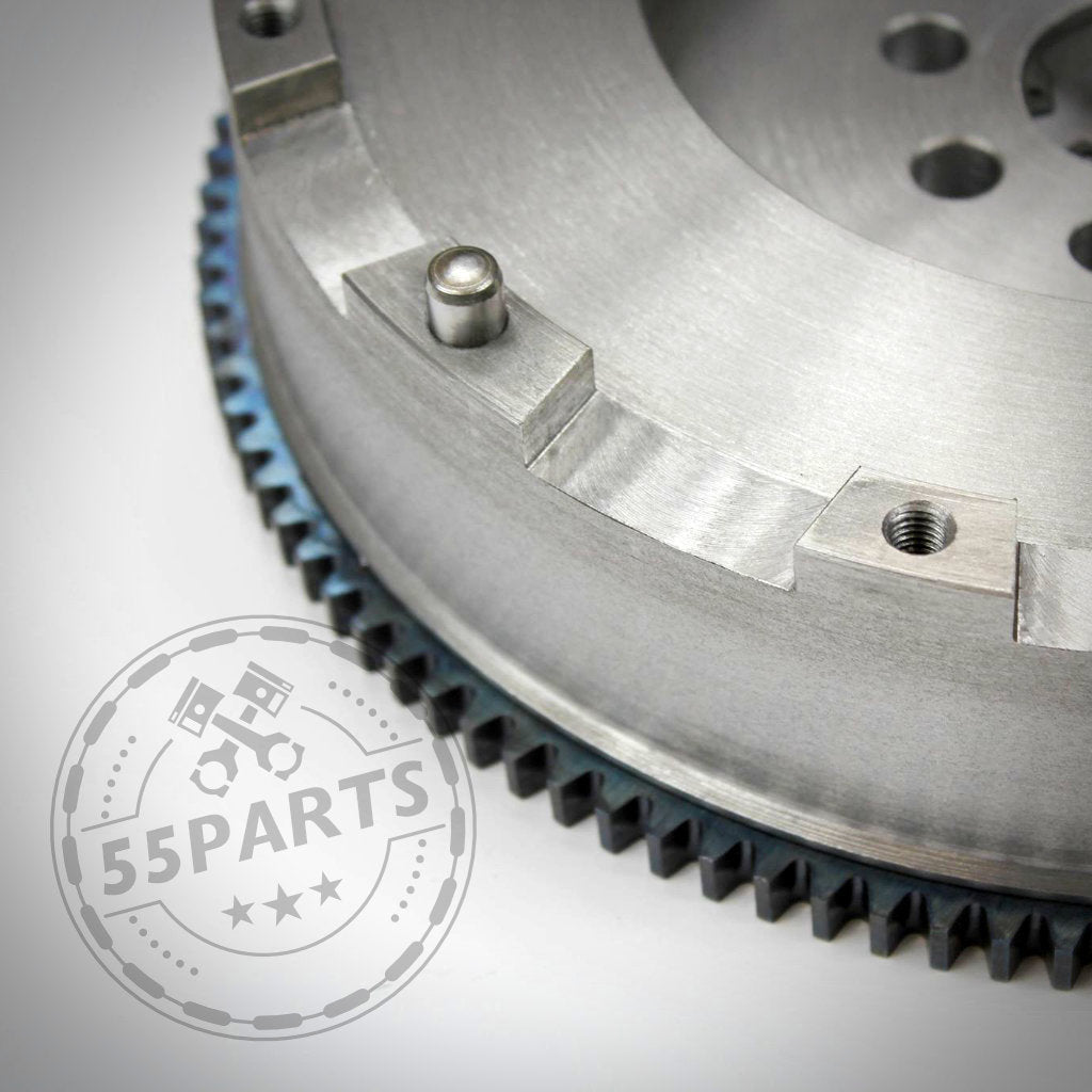 Nahaufnahme der 55Parts Exklusive: Stahl EMS inkl. Gehärteter Dorn passend für BMW 135i, 335i(x) N54, ideal für leistungsgesteigerte Fahrzeuge, mit einem 55Parts-Logo-Wasserzeichen in der Ecke.