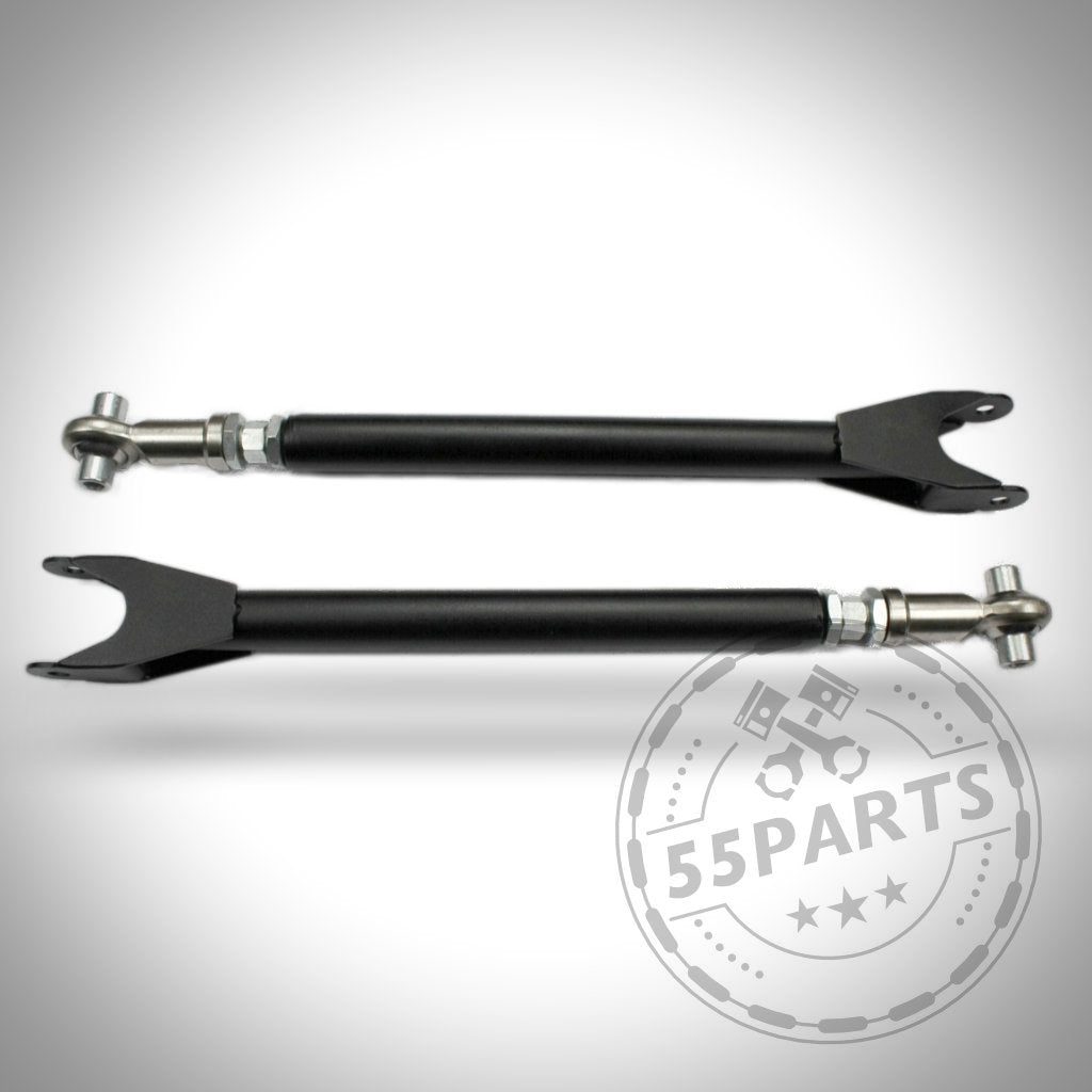 Zwei schwarze verstellbare Uniball Spurlenker/Querlenker mit Metallstangenköpfen, passend für BMW 3er E36, E46 oder Z4, sind auf weißem Hintergrund mit einem 55Parts-Wasserzeichen zur besseren Fahrzeugkontrolle abgebildet.
