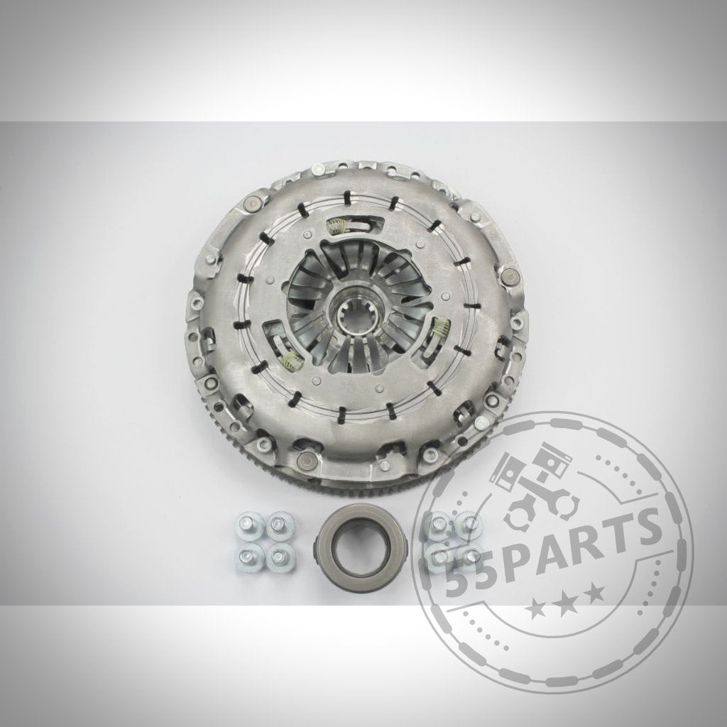 55Parts Exclusive Upgrade Kupplung mit EMS passend für BMW M50, M52, M54, S52, S54 (inkl. Druckplatte, Ausrücklager & Schrauben) auf weißem Hintergrund. Bietet hervorragende Standfestigkeit und zuverlässige Leistung.