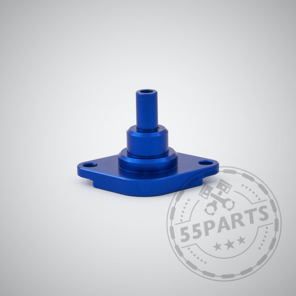 Blaumetallic 55Parts Exklusiv: Aluminium Thermostatkappe passend für BMW N54/N55/S55, abgebildet auf hellgrauem Grund mit 55Parts-Logo. Geeignet als Aluminiumabdeckung oder Ölthermostat.