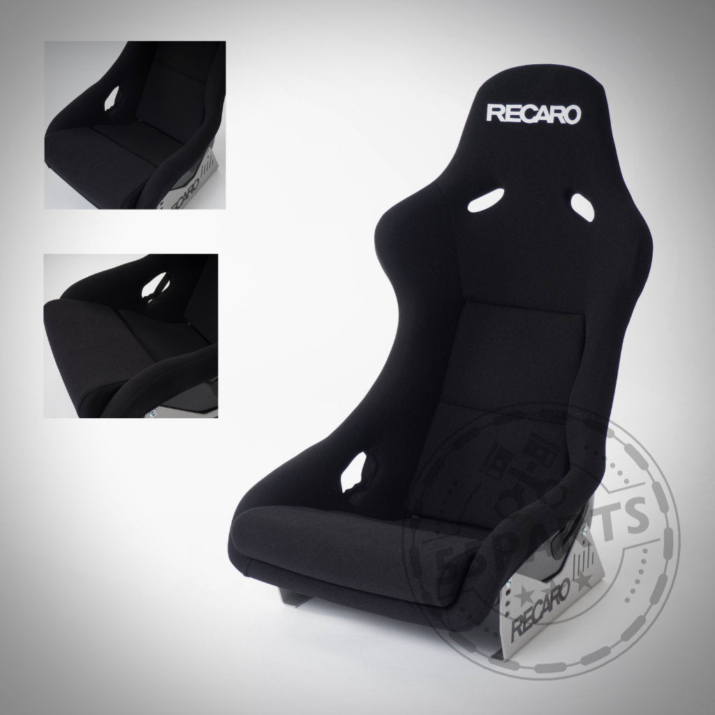 Schwarzer Recaro Pole Position Schalensitz (ABE)-Rennsitz mit Seiten- und Nahaufnahme, der das weiße Recaro-Logo, das charakteristische Schalendesign und den verbesserten Sitzkomfort zeigt.
