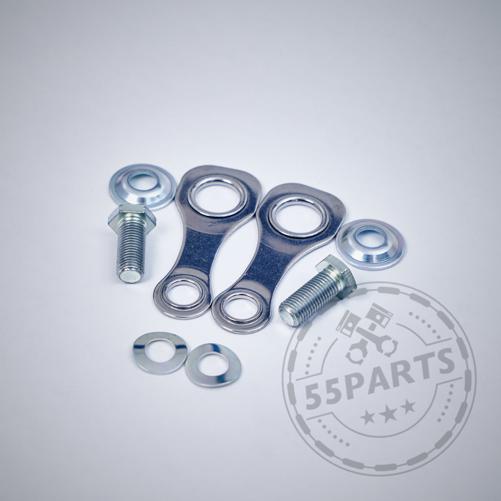 Das Schroth SCHROTH B23 4- oder 6-Punkt-Gurtmontagehilfe-Befestigungskit enthält verschiedene Metallbolzen, Unterlegscheiben und Halterungen für die sichere Installation von 4- oder 6-Punkt-Gurtgurten während der Rennstreckennutzung.