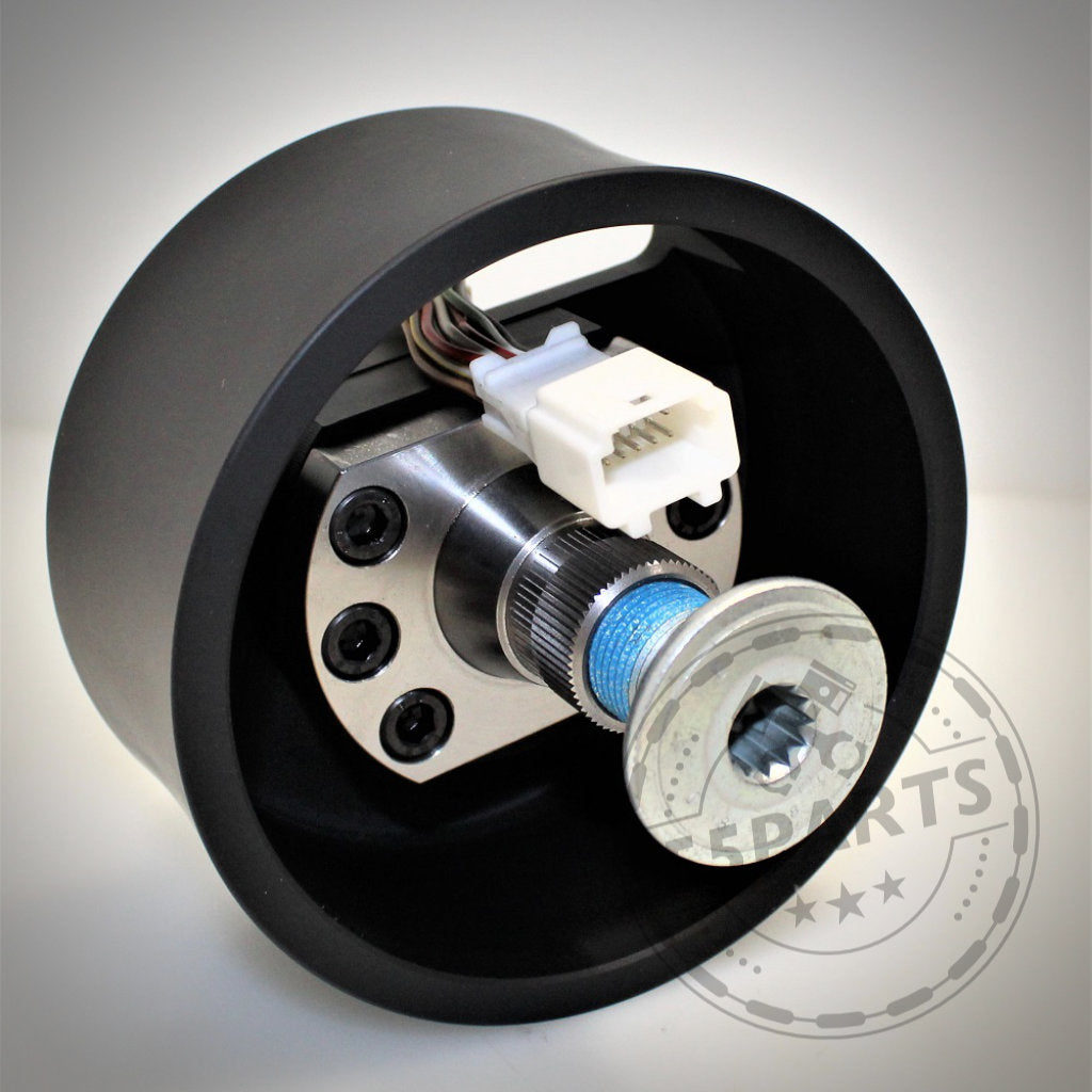 Der DDM Racing Srls Wheel Spacer / Lenkrad Spacer passend für Toyota GR Yaris inklusive Facelift ist ein schwarzer Metalladapter mit Verkabelung und Stecker, ideal zum Anpassen der Lenkradposition an Ihrem GR Yaris.