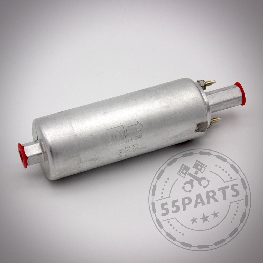 Silberne Walbro Benzinpumpe 255 GSL392 Inline, passend für BMW 135i, 1er M Coupé, 335i(x) N54/N55 E-Serie – ideale Stage 1 Upgrade- oder Ersatzpumpe. Gezeigt vor weißem Hintergrund mit dem 55Parts-Logo.